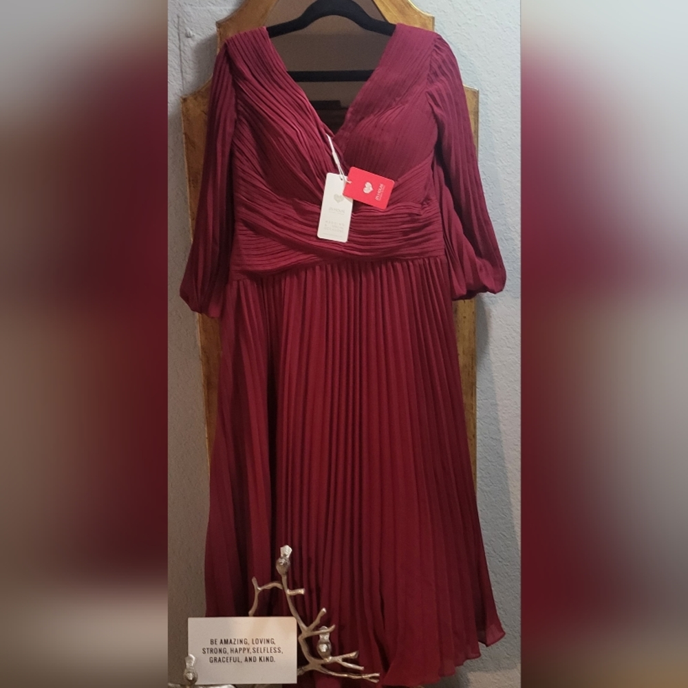 Chiffon Cocktail Dress JJ'S House burgundy A-Line V-neck Tea-Length Pleated